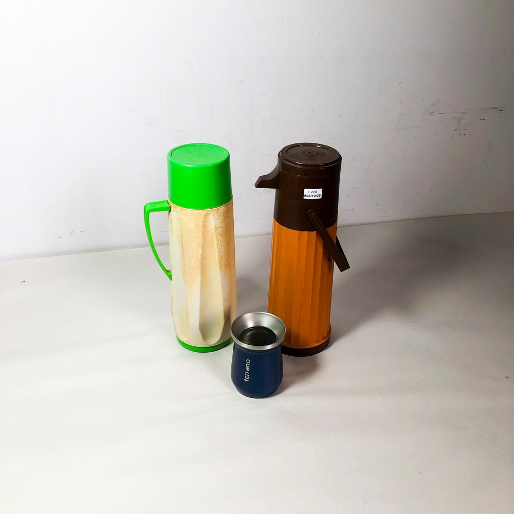 Lote de 3 piezas: Dos termos y un mate Terrano