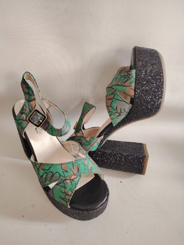 Item 881190 - Image 0