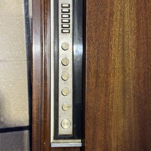 Mueble Consola Radio-Tocadiscos Motorola Vintage Madera - imagen 4