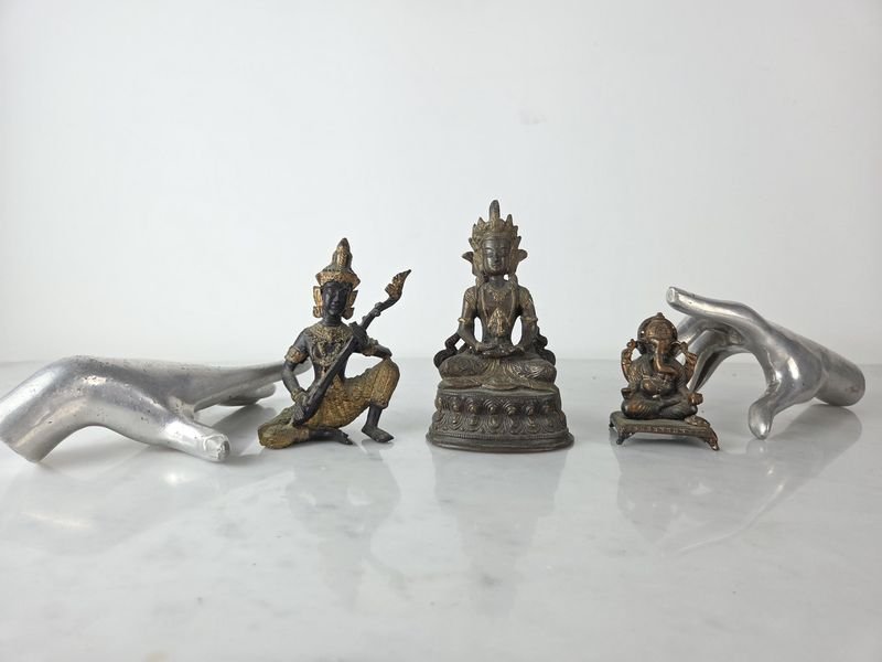 Esculturas de la India en Bronce con Detalles Intricados - imagen 2