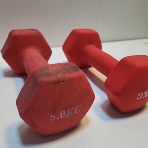 Set de 6 Mancuernas Rojas de 5 kg - imagen 6
