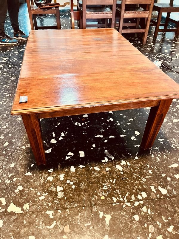 Mesa Ratona Rectangular de Madera