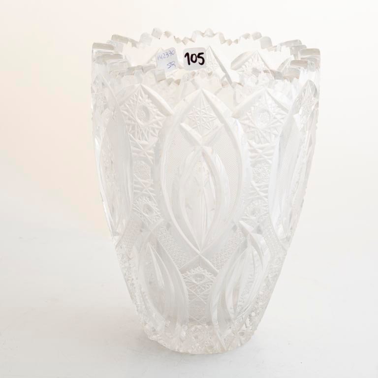 Florero de Cristal Hialino Tallado - 23cm