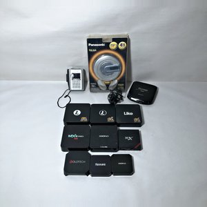 Lote siguiente: Lote de 11 Dispositivos Electrónicos: Reproductor CD Panasonic y Grabador Sony