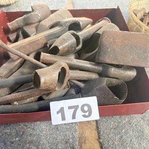 Lote siguiente: Lote de Sacabocados y Herramientas para Zapatería
