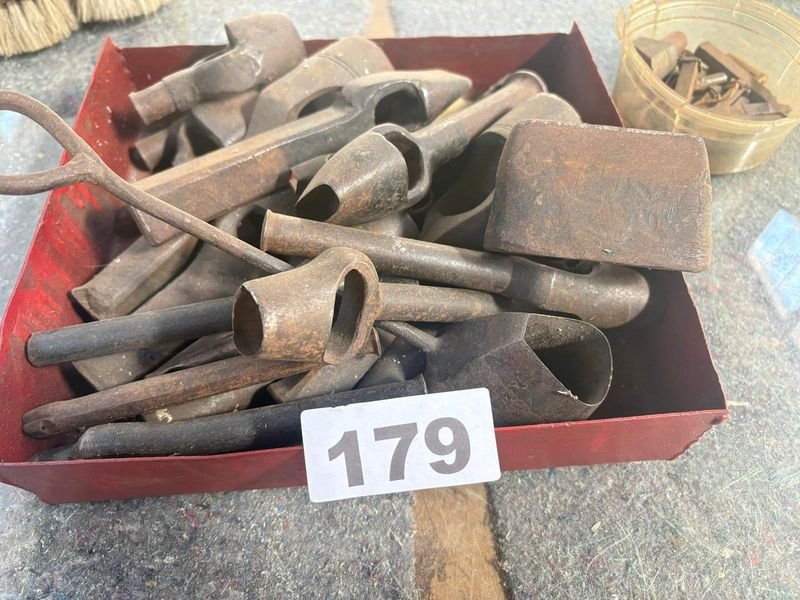Lote de Sacabocados y Herramientas para Zapatería