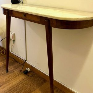 Consola Antigua Estilo Americano con Tapa de Mármol y Espejo Biselado - imagen 4