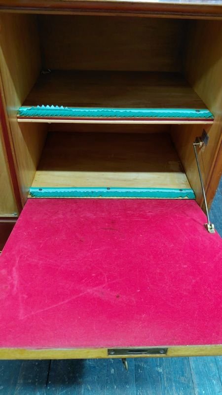 Bargueño de madera con diseño antiguo - imagen 7