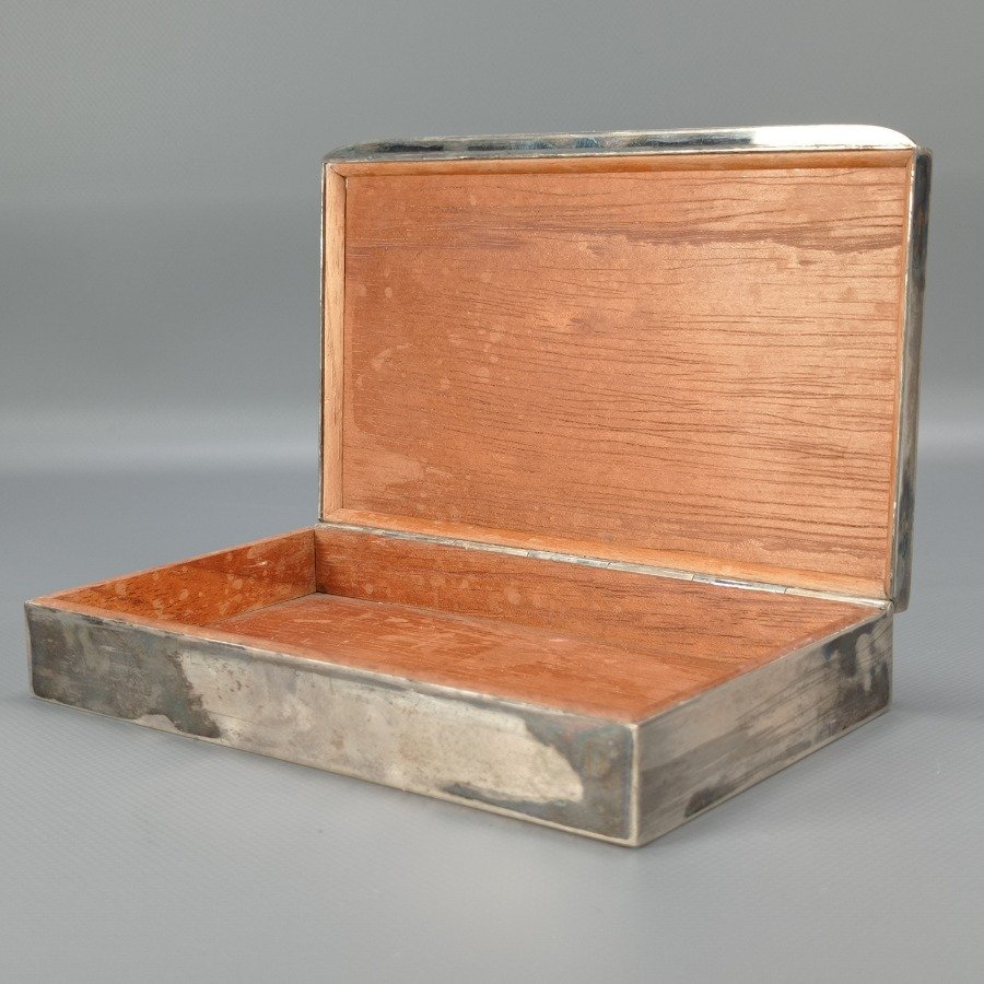 Cigarrera de mesa en plata con interior de madera firmada por Ernesto Geisel - imagen 3
