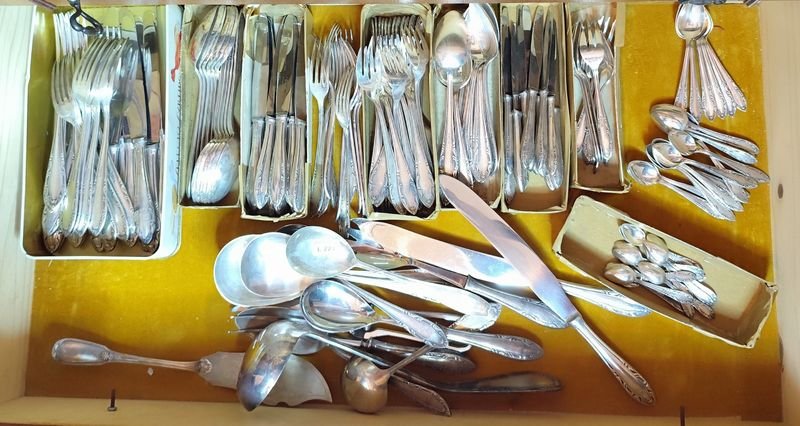 Item 868506 - Image 0