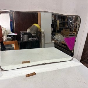 Lote anterior: Espejo Francés Vintage con Marco Curvo