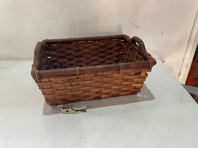 Lote anterior: Canasto de mimbre handmade