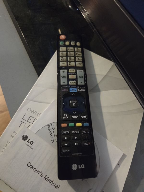 LG 47 Pulgadas TV con Control Remoto y Accesorios - imagen 5