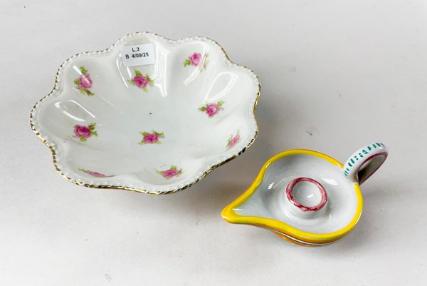 Lote siguiente: Piezas de cerámica y porcelana decorativa