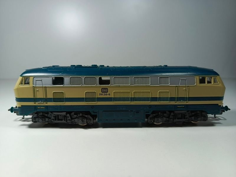 Lote siguiente: Locomotora motorizada Brawa BR 218 218-6 en escala HO