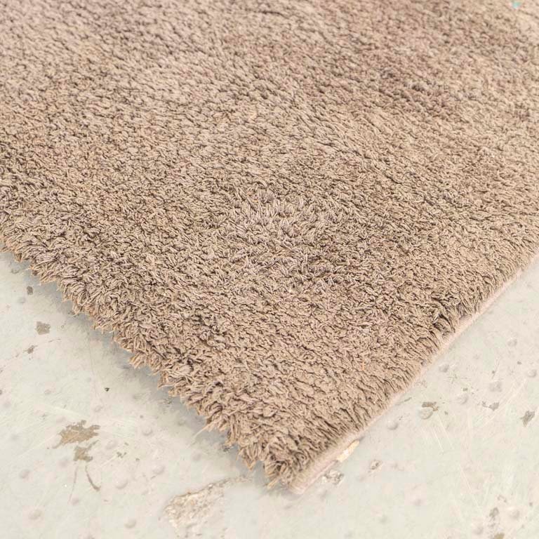 Alfombra acrílica marrón para limpiar - imagen 2