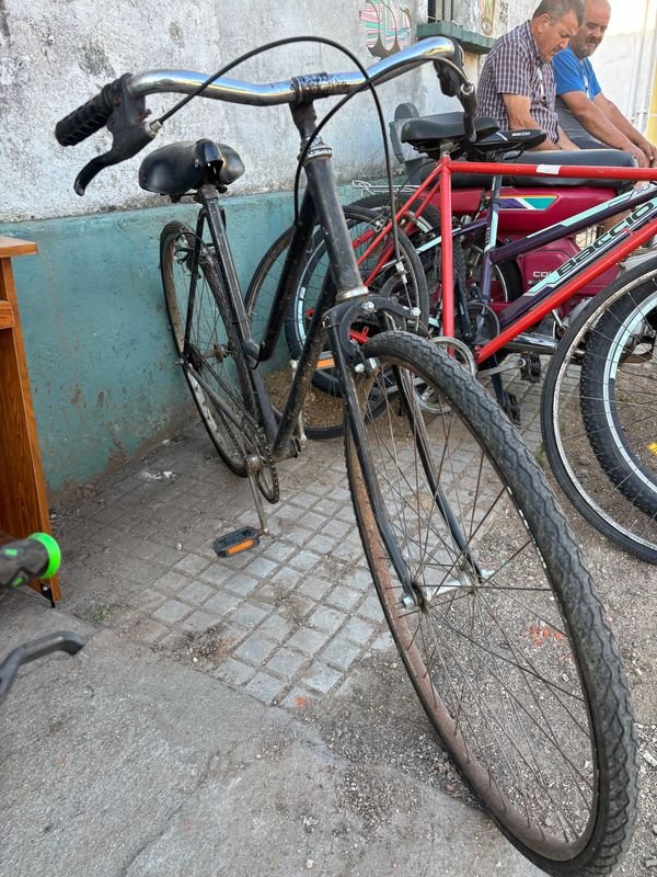 Item 858472 - Image 1