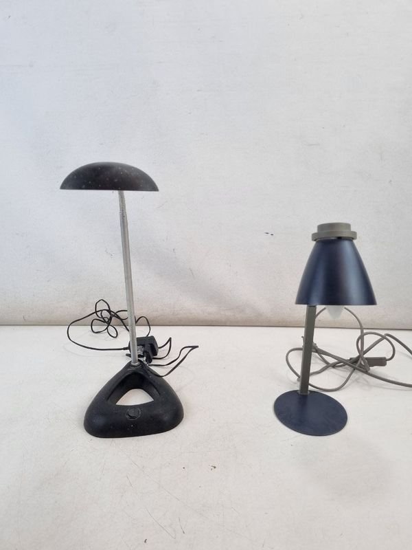 L 285 - Set De 2 Piezas - Set de dos atractivas lámparas de escritorio, ambas funcionales, ideales para estudio o trabajo con diseños en tonos oscuro y
