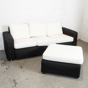 Lote anterior: Sofá de Tres Cuerpos con Puff y Almohadones Blancos