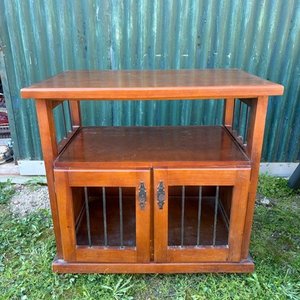 Lote anterior: Rack de Madera con Puertas y Rejas