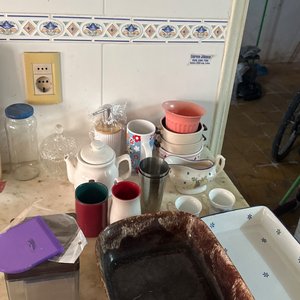Lote anterior: Bandejas, Tazas y Recipientes de Cocina Varios