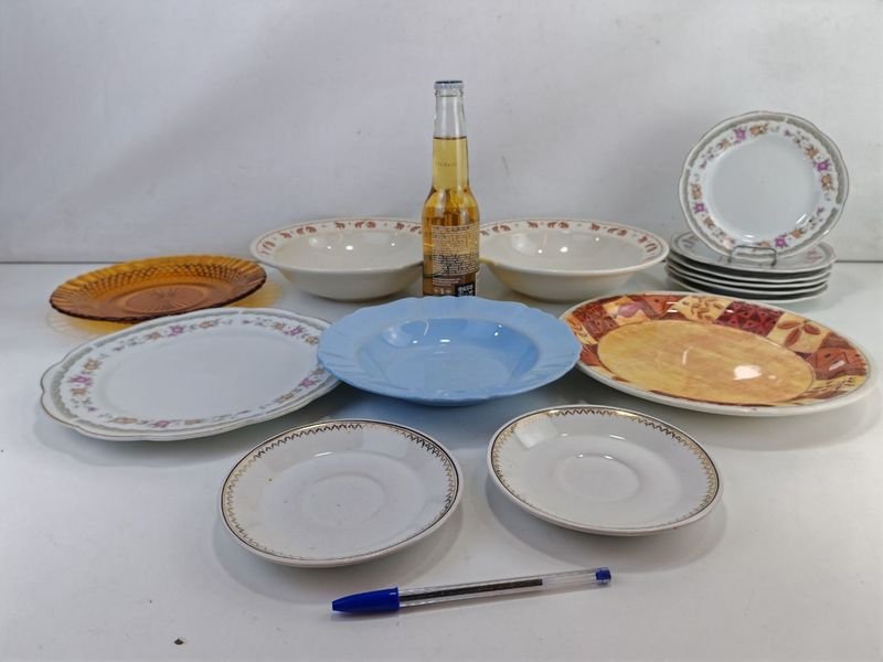Lotes de Platos y Accesorios - imagen 3