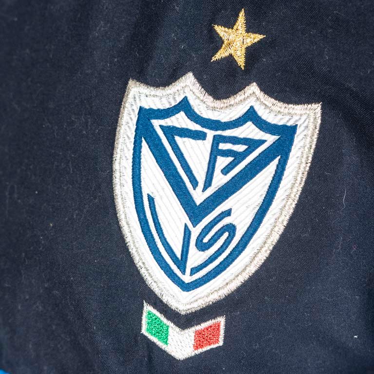 Campera de entrenamiento Velez Sarfield oficial de tienda marca PENALTY - imagen 3