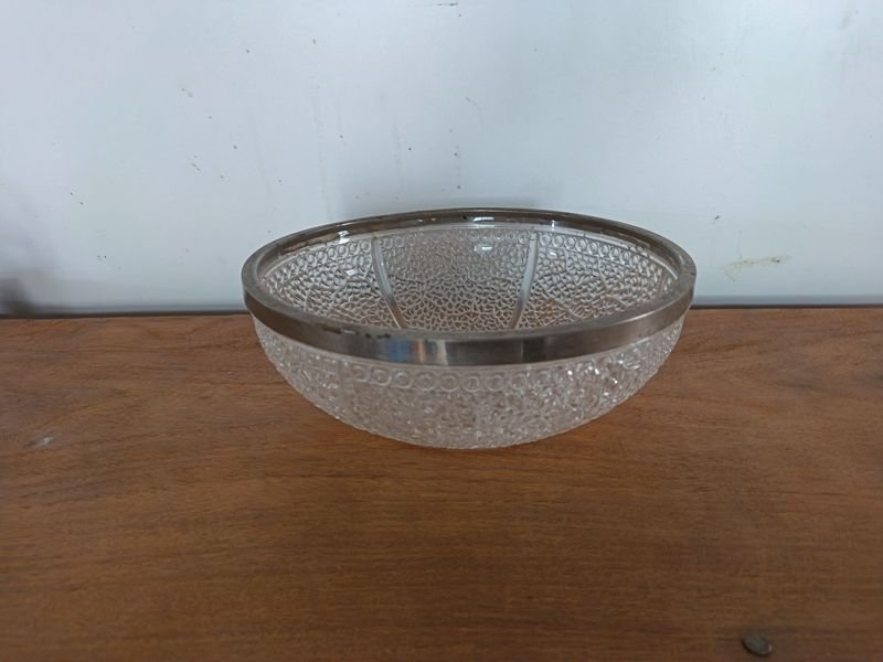 Bowl de Vidrio Labrado con Borde Metálico