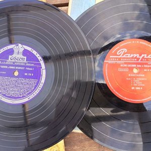 Cuatro discos de vinilo de larga duración: ¨El Sueño de un Vals¨ - ¨Valse Inolvidables¨ - ¨Cuentos y Rondas Infantiles Vol. I¨ - ¨Héctor Gagliardi¨ - imagen 5