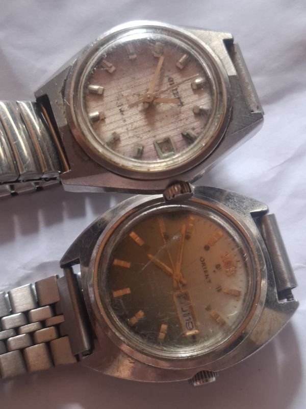 Relojes de plata en venta
