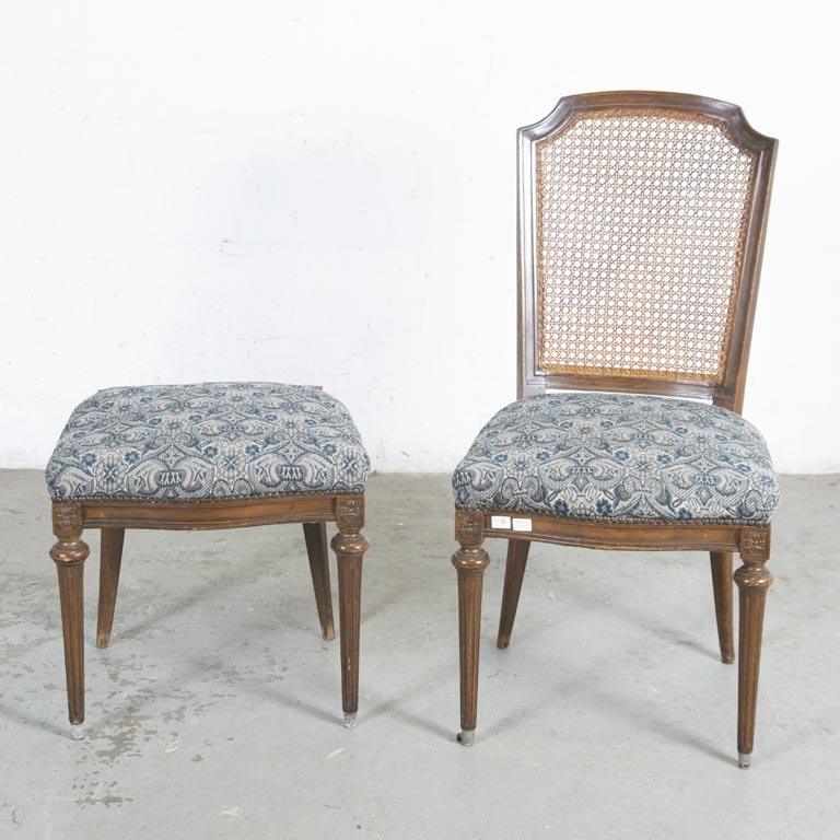 Silla Estilo Luis XVI con Banqueta Tapizada