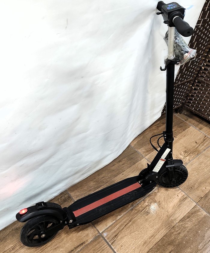 Item 16831 - Image 2