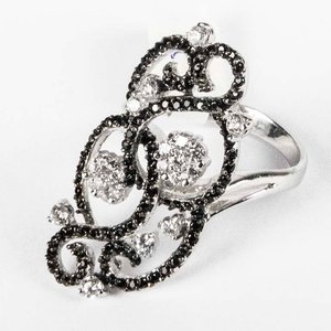 Anillo de Plata con Circones Negros y Blancos - imagen 2