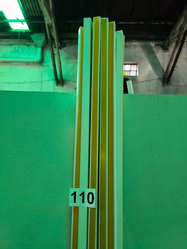 Tubos de autoadhesivo de plástico - imagen 2