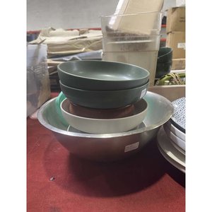 Lote de Platos y Cuencos de Cerámica con Diseño - imagen 2
