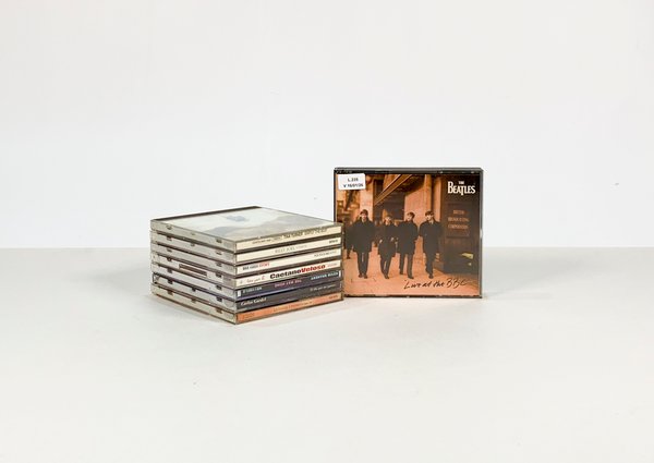 Colección de CDs musicales variados