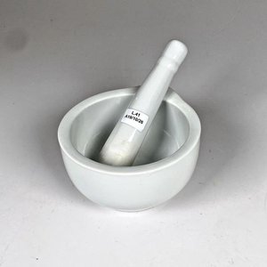 Mortero de Porcelana Blanco con Mano - Diámetro 13 cm - imagen 1