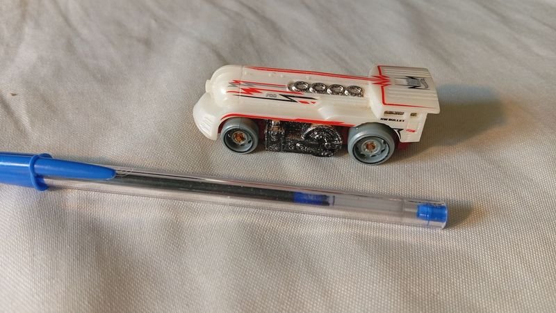 Vehículo a Escala Hot Wheels HW Bullet Transporte Rápido