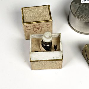 Lote de 5 piezas de maquillaje y tocador antiguo - imagen 2