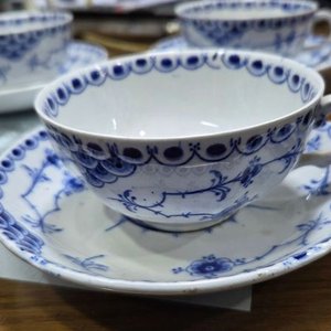 Juego de 6 Tazas con Platos de Porcelana Royal Denmark - imagen 3