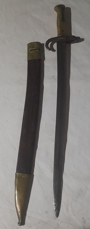 Armas antiguas de colección: Bayoneta Yatagan modelo 1866 y Fusil Chassepot 1866 y Máuser 1871 - imagen 4