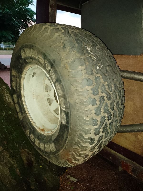 Vehículos usados y accesorios para automóviles - imagen 26
