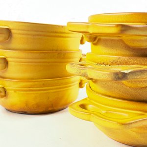 Seis Cazuelas de Cerámica Amarillas con Asas Laterales - imagen 3