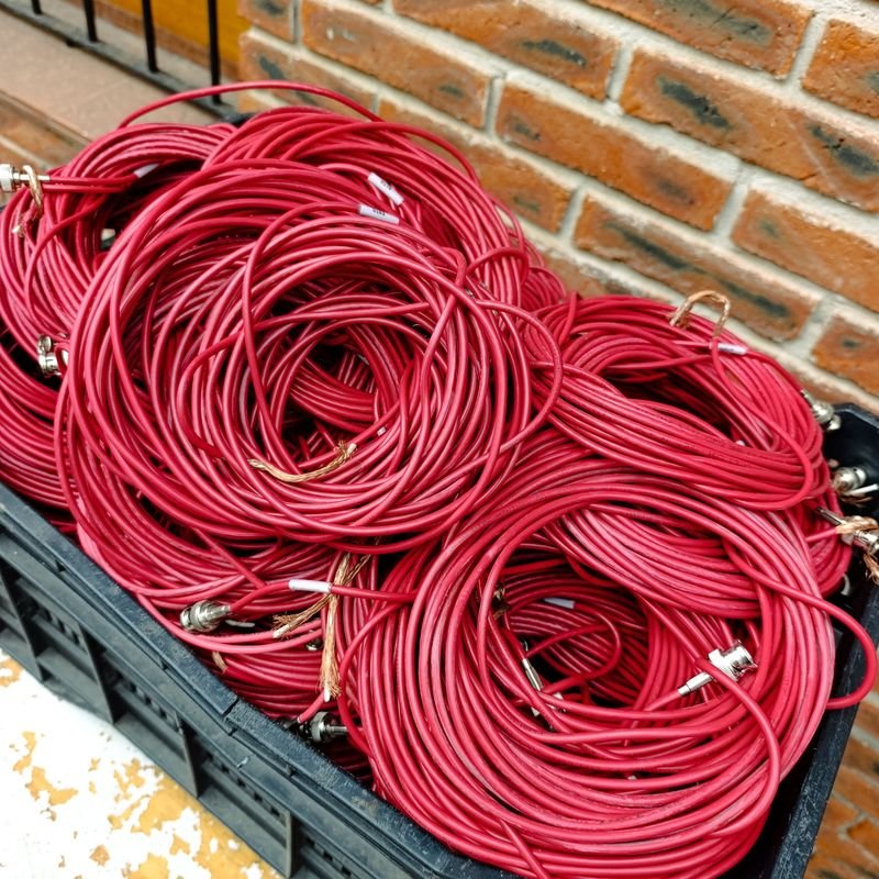 Rollos de Cable Coaxial Rojo 7.5m - Compra Mínima 15 Unidades