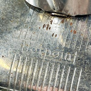 Plancha Eléctrica Antigua Hotpoint con Soporte - imagen 4