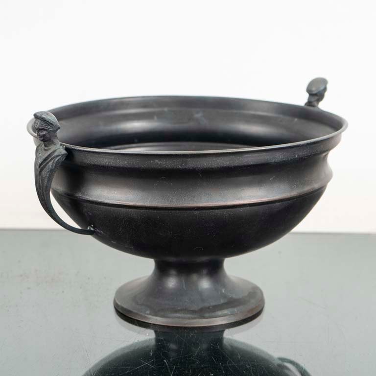 Item 2094046 - Image 1