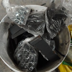 Lote Surtido de Tornillos, Tacos Fisher y Bolsas Sika - imagen 4