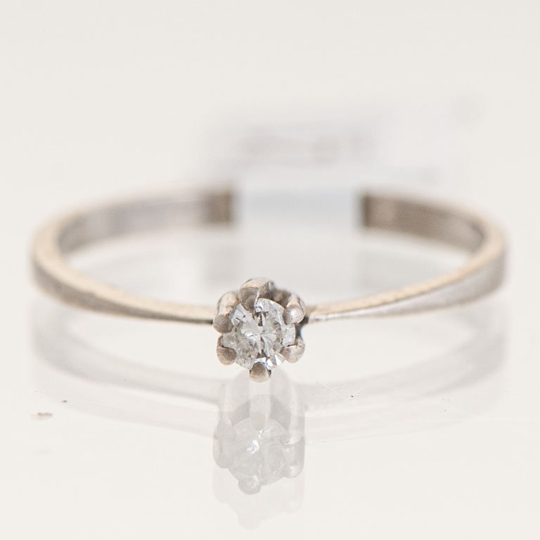 Anillo de oro con brillante solitario - imagen 1