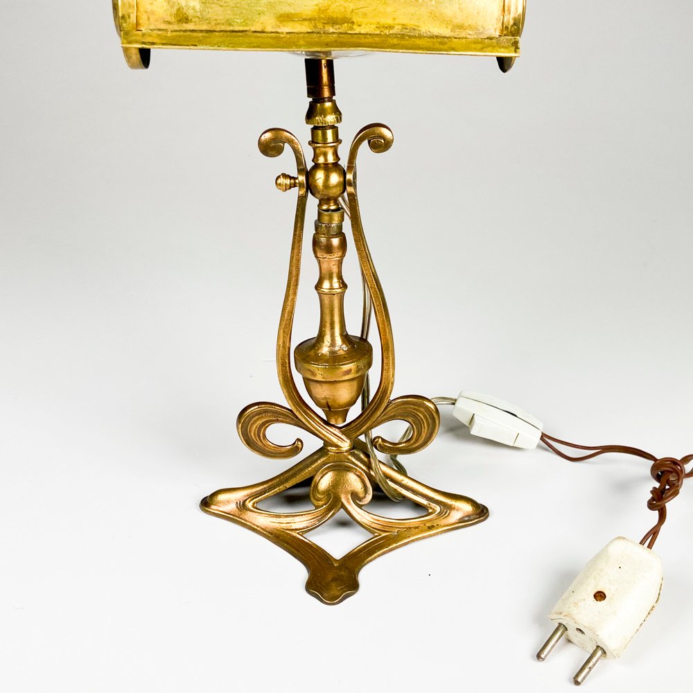 Lámpara de bronce para escritorio con pantalla - imagen 2
