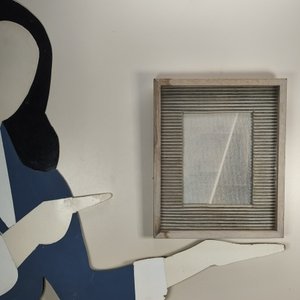 Lápiz sobre Papel: Motivo Geométrico con Dedicatoria y Marco de Madera - imagen 5
